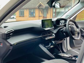 Peugeot 2008 1.2 PureTech Allure Premium EAT Euro 6 (s/s) 5dr
