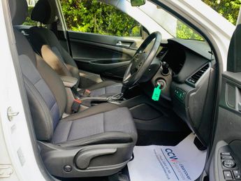 Hyundai TUCSON 1.7 CRDi Blue Drive SE Nav DCT Euro 6 (s/s) 5dr