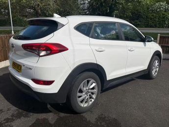 Hyundai TUCSON 1.7 CRDi Blue Drive SE Nav DCT Euro 6 (s/s) 5dr