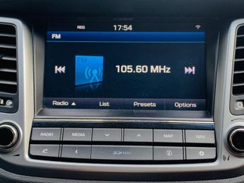 Hyundai TUCSON 1.7 CRDi Blue Drive SE Nav DCT Euro 6 (s/s) 5dr