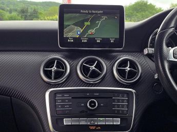 Mercedes-Benz A Class 2.1 A200d AMG Line (Premium) Hatchback 5dr Diesel 7G-DCT Euro 6 
