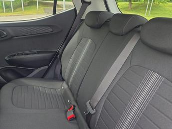 Hyundai i10 1.0 Advance Hatchback 5dr Petrol Auto Euro 6 (s/s) (63 ps)