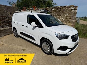 Vauxhall Combo 1.5 Turbo D 2300 Sportive L2 H1 Euro 6 4dr