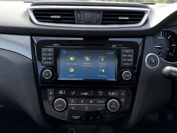 Nissan Qashqai 1.6 dCi Tekna XTRON Euro 6 (s/s) 5dr