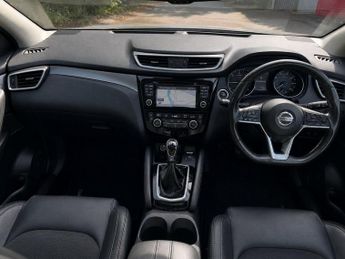 Nissan Qashqai 1.6 dCi Tekna XTRON Euro 6 (s/s) 5dr