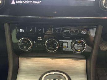 Skoda Superb 2.0 TDI SE Technology Estate 5dr Diesel Manual Euro 6 (s/s) (150