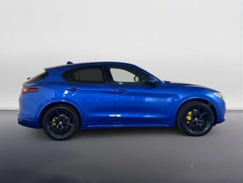 Alfa Romeo Stelvio 2.2 TD Veloce SUV 5dr Diesel Auto Q4 AWD Euro 6 (s/s) (210 ps)
