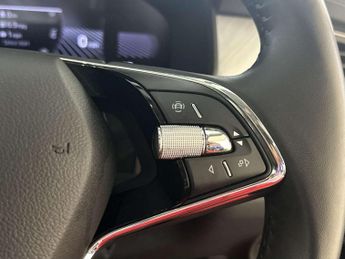 Skoda Kodiaq 2.0 TDI SE Drive SUV 5dr Diesel DSG 4WD Euro 6 (s/s) (5 Seat) (1