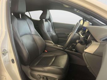 Toyota C-HR 2.0 VVT-h GPF Excel SUV 5dr Petrol Hybrid CVT Euro 6 (s/s) (184 