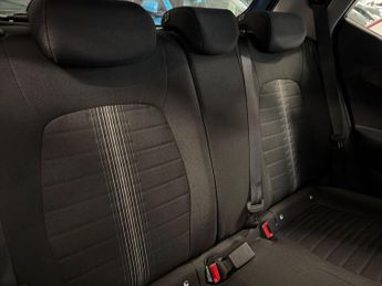 Hyundai i10 1.0 Advance 5dr Automatic
