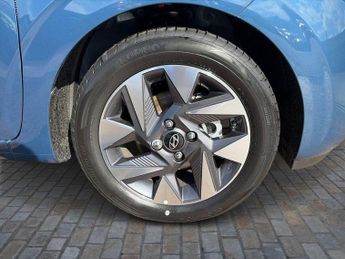 Hyundai i10 1.0 Advance 5dr Automatic