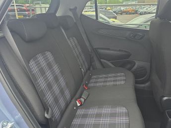 Hyundai i10 1.2 Premium 5dr Automatic