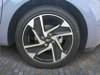 Hyundai i10 1.2 Premium 5dr Automatic