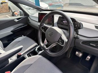 Volkswagen ID.3 Pro Performance 58kWh Style Hatchback 5dr Electric Auto (204 ps)