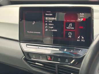 Volkswagen ID.3 Pro Performance 58kWh Style Hatchback 5dr Electric Auto (204 ps)