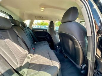 Audi A3 1.6 TDI Sport Sportback S Tronic Euro 6 (s/s) 5dr (Nav)