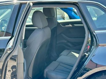 Audi A3 1.6 TDI Sport Sportback S Tronic Euro 6 (s/s) 5dr (Nav)