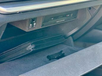 Audi A3 1.6 TDI Sport Sportback S Tronic Euro 6 (s/s) 5dr (Nav)