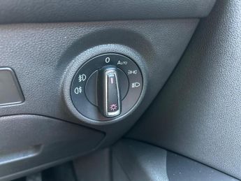 SEAT Leon 2.0 TDI CR FR Sport Tourer DSG Euro 5 (s/s) 5dr