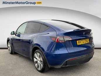 Tesla Model Y LONG RANGE AWD