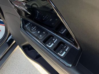 Kia Niro 1.6 GDi 2 DCT Euro 6 (s/s) 5dr