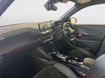 Peugeot E-2008 50kWh GT Premium SUV 5dr Electric Auto (7kW Charger) (136 ps)