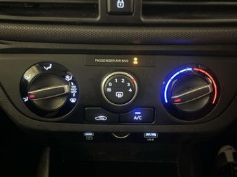 Hyundai i10 1.0 Advance Hatchback 5dr Petrol Auto Euro 6 (s/s) (67 ps)