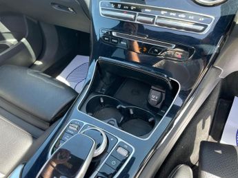 Mercedes-Benz GLC 2.1 GLC220d AMG Line (Premium) Coupe G-Tronic 4MATIC Euro 6 (s/s