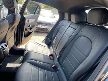 Mercedes-Benz GLC 2.1 GLC220d AMG Line (Premium) Coupe G-Tronic 4MATIC Euro 6 (s/s