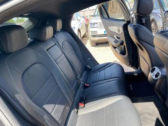 Mercedes-Benz GLC 2.1 GLC220d AMG Line (Premium) Coupe G-Tronic 4MATIC Euro 6 (s/s