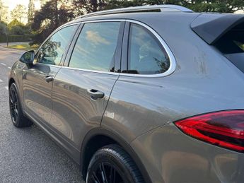 Porsche Cayenne 3.0 TD V6 TiptronicS 4WD Euro 6 (s/s) 5dr