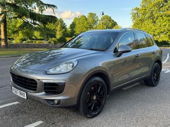 Porsche Cayenne 3.0 TD V6 TiptronicS 4WD Euro 6 (s/s) 5dr
