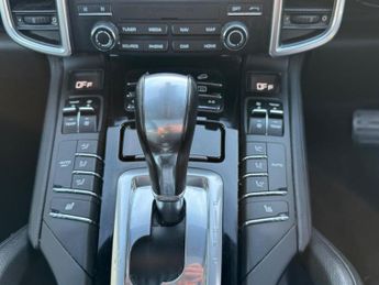 Porsche Cayenne 3.0 TD V6 TiptronicS 4WD Euro 6 (s/s) 5dr