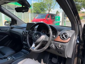 Mercedes-Benz B Class 1.5 B180d Exclusive Edition 7G-DCT Euro 6 (s/s) 5dr