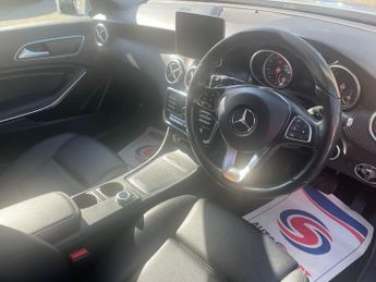 Mercedes-Benz A Class 1.5 A180d Sport 7G-DCT Euro 6 (s/s) 5dr