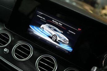 MERCEDES-BENZ E-CLASS 2.0 E220d AMG Line (Premium) Saloon 4dr Diesel G-Tronic+ Euro 6 