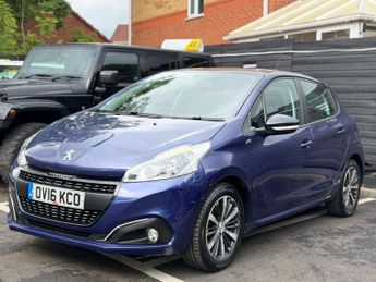Peugeot 208 1.2 PureTech XS White Euro 6 5dr