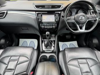Nissan Qashqai 1.6 dCi Tekna+ XTRON Euro 6 (s/s) 5dr