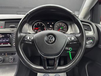 Volkswagen Golf 1.6 TDI BlueMotion Tech SE DSG Euro 5 (s/s) 5dr