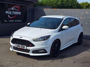 Ford Focus 2.0T EcoBoost ST-3 Euro 6 (s/s) 5dr