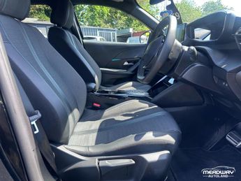 Peugeot E-2008 50kWh Allure Premium + Auto 5dr (7kW Charger)