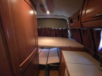 Toyota HiAce CAMPER, FRESH JAPANESE IMPORT