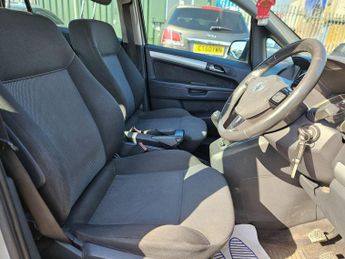 Vauxhall Zafira 1.8 16V Exclusiv Euro 5 5dr (SNav)