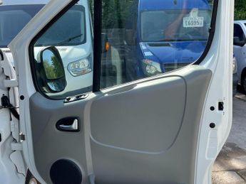 Vauxhall Vivaro 2.0 2900 CDTi Sportive Panel Van 4dr Diesel Manual FWD L3 (195 g