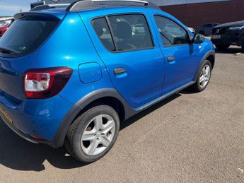 Dacia Sandero Stepway 0.9 TCe Laureate Euro 5 5dr
