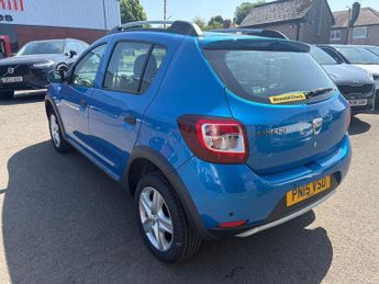 Dacia Sandero Stepway 0.9 TCe Laureate Euro 5 5dr
