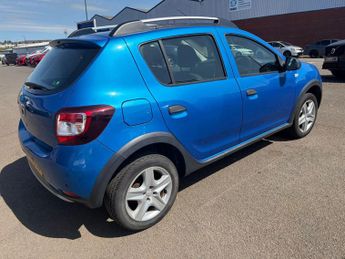 Dacia Sandero Stepway 0.9 TCe Laureate Euro 5 5dr