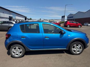 Dacia Sandero Stepway 0.9 TCe Laureate Euro 5 5dr