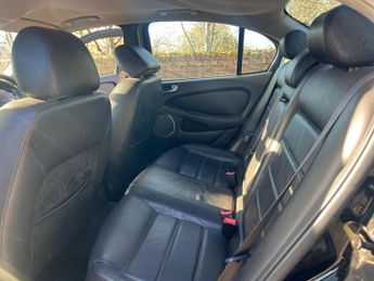 Jaguar X-Type 3.0 V6 Sport Premium (AWD) 4dr