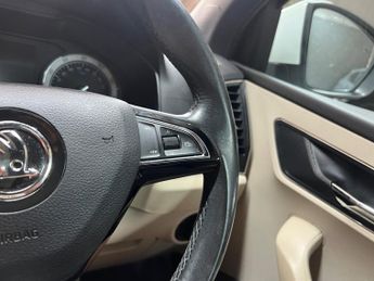 Skoda Karoq 1.5 TSI ACT Edition DSG 4WD Euro 6 (s/s) 5dr